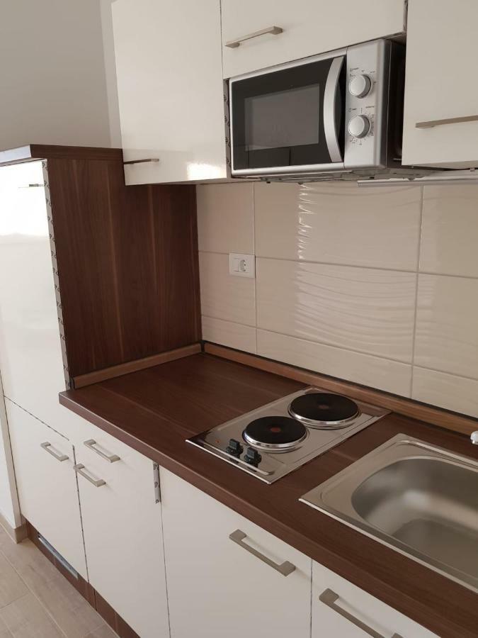 Studio Apartment Matija Подстрана Экстерьер фото
