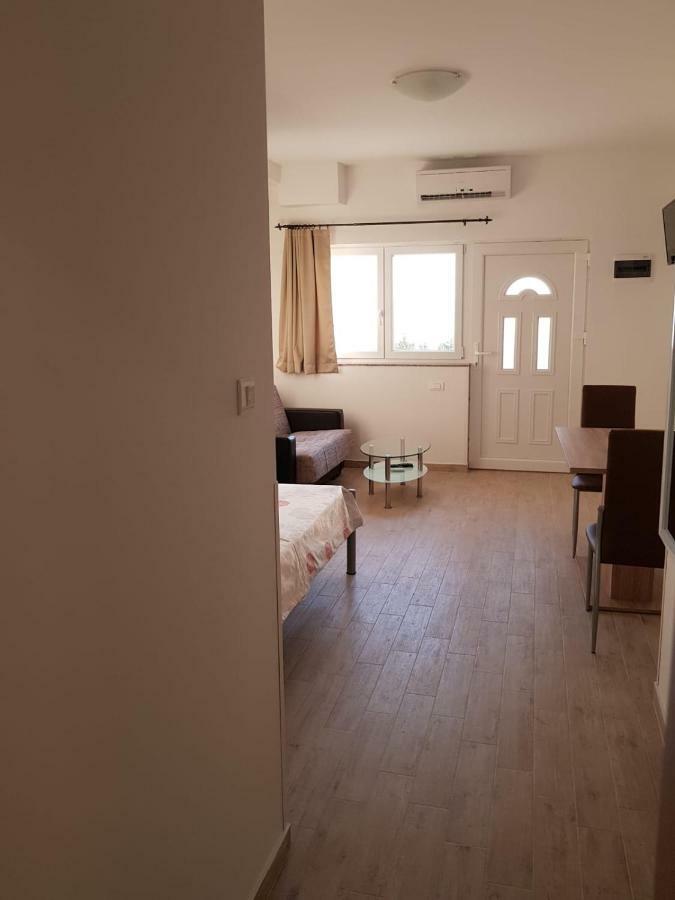 Studio Apartment Matija Подстрана Экстерьер фото