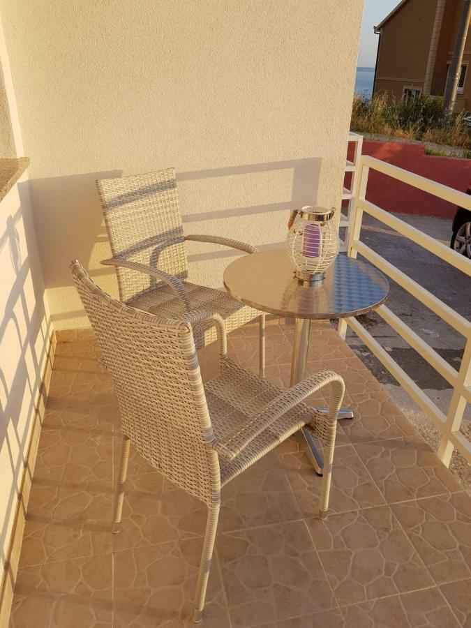 Studio Apartment Matija Подстрана Экстерьер фото